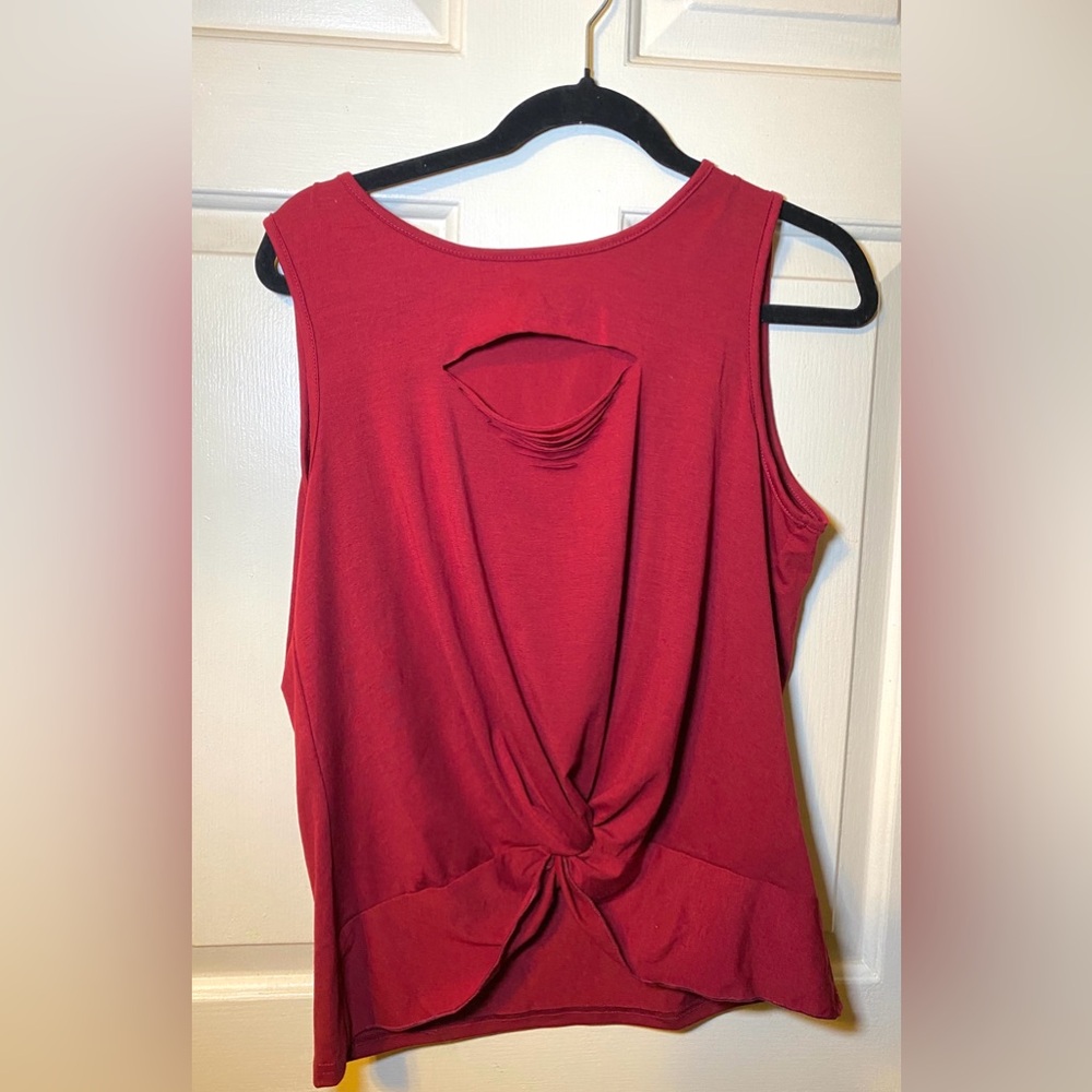 Women’s Ripped Front Tank,‎ L